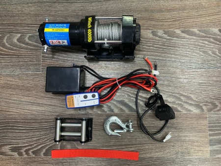 Лебедка Electric Winch 4000 lbs / 1800kg 12v (с пультом)