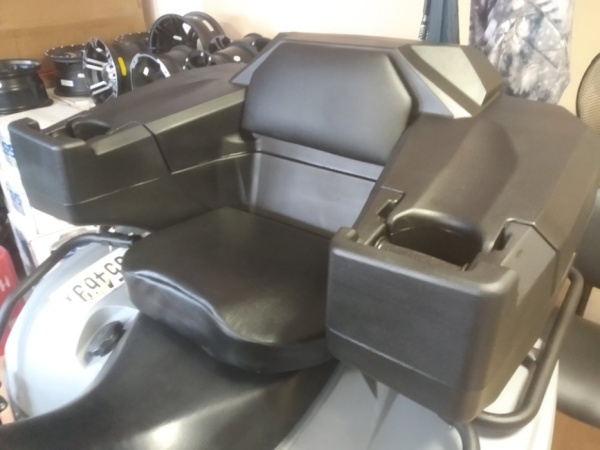 Кофр для квадроцикла задний GKA TS 3000 с сидушкой