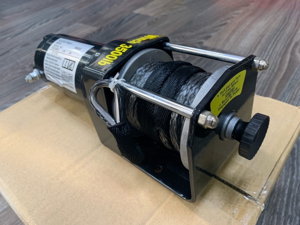 Лебедка Electric Winch 3500 lbs (Синтетический трос) с пультом