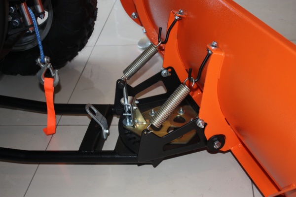 Снегоотвал для квадроцикла Alfeco (1200 мм)  с быстросъемным креплением